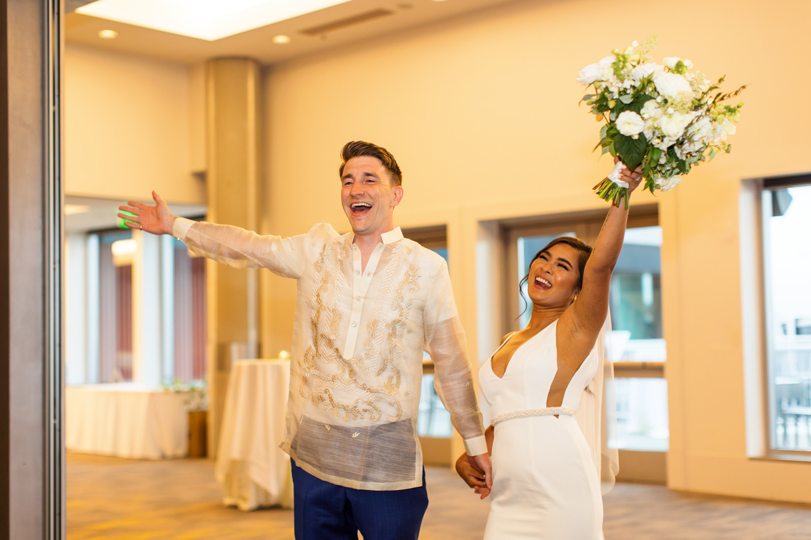 Bell Harbor Seattle Wedding Photos